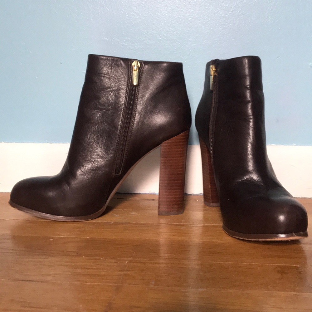 High heeled boots